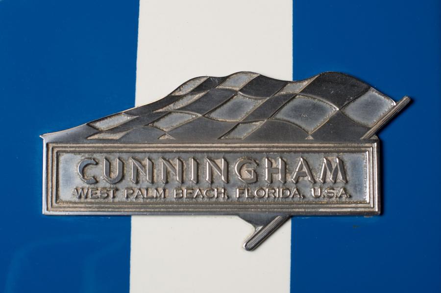 Логотип Cunningham C-3 West Palm Beach Coupe 1952 года  (фото 4 из 20)